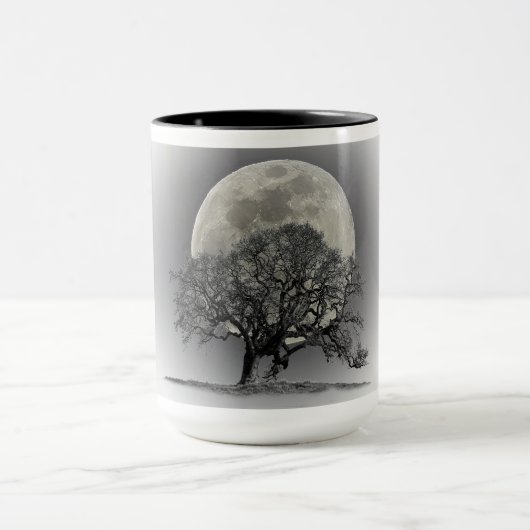 BAUM VON MOND UND OAK TASSE (Zentrum)