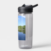 Bäume am Fluss - Teil der Reflektionsreihe Trinkflasche (Links)