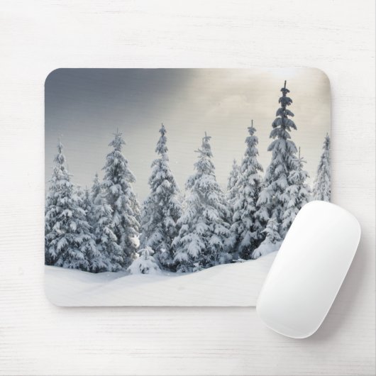 Bäume bedeckt mit Hoarfrost und Schnee Mousepad (Mit Mouse)