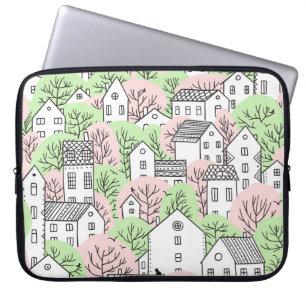 Bäume, Häuser, frühlingstädtische Landschaft Laptopschutzhülle