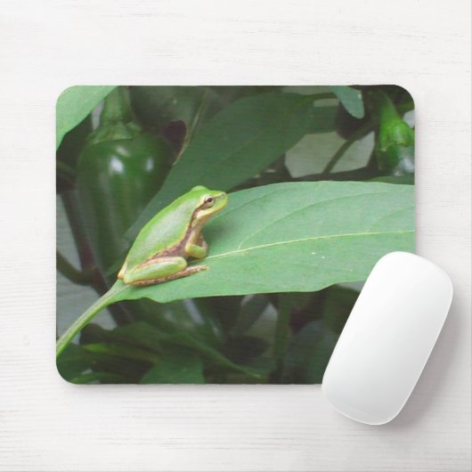 Baumfrosch in den Paprikaschoten Mousepad (Mit Mouse)