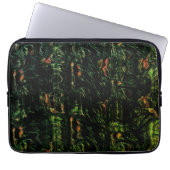 Baumrinde unter grünem Hammerglas Laptopschutzhülle (Vorderseite)