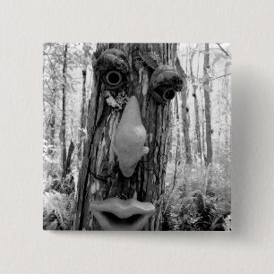 Baumtroll auf einem Big Cypress-Baum. Button
