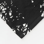 Baumzweige im Winter-Hochkontrast v2 Fleecedecke (Ecke)