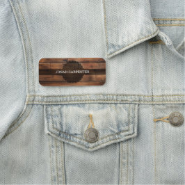 Bauschreiner Holz dunkler Holz Mitarbeiter Namensschild