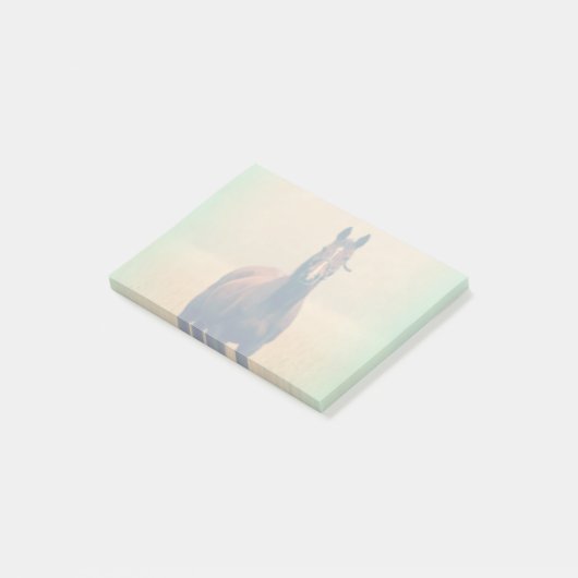 Bay Horse Stehend in einem Feld Post-it Klebezettel (angewinkelt)