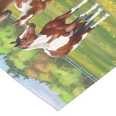 Bay Pinto Paint Quarter Pferde im Sommer Weide Kurzer Tischläufer (Ecke)