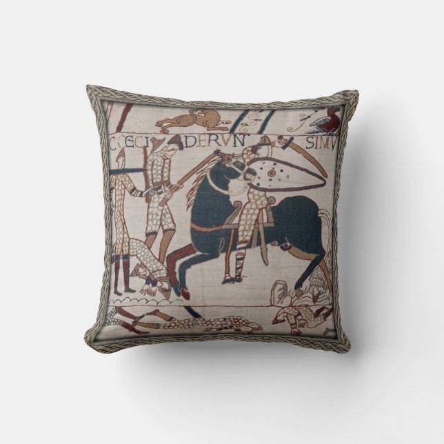 Bayeux Tapestry Battle Scene Throw Kissen (Vorderseite)