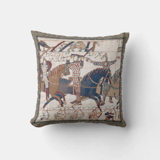 Bayeux Tapestry William in Battle Throw Kissen