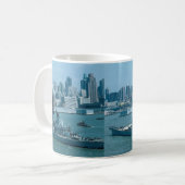 BB-61 "USS Iowa", New- Yorkhafen, USA Kaffeetasse (Vorderseite Links)