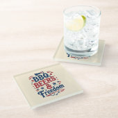 BBQ, Beers & Freedom – Retro 4th of July Vibes Glasuntersetzer (Schrägansicht)