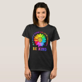 Be Kind Daisy Flower Rainbow LGBT Gay Lesbian Prid T-Shirt (Vorne ganz)