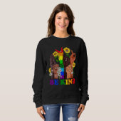 Be Kind Sign Language Rainbow Kindness Equality LG Sweatshirt (Vorne ganz)