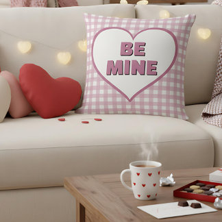 Be Mine Valentine Pink and White Plaid Gingham Kissen