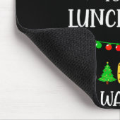 Be Nice To The Lunch Lady Santa Is Watching Xmas 2 Mousepad (Ecke)