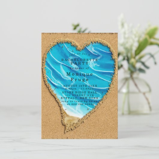 Beach and Sand Heart Junggeselinnen-Abschied Invit Einladung (Stehend Vorderseite)