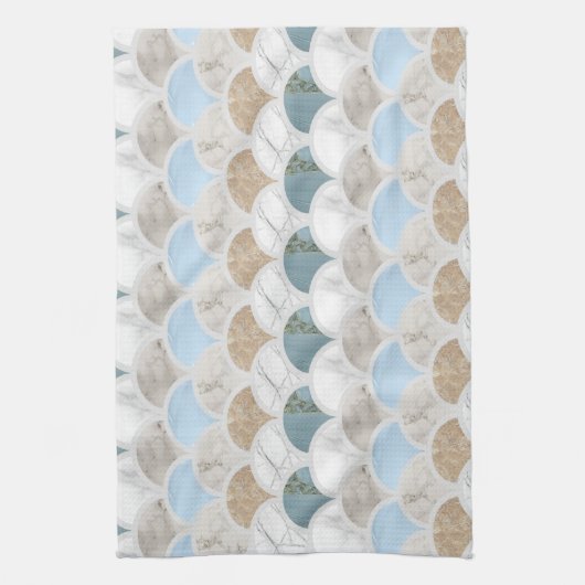 Beach Aqua Blue White Marble Pastel Mermaid Scales Geschirrtuch (Vertikal)