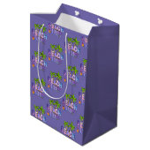 Beach Babe Mittlere Geschenktüte (Rückseite Schrägansicht)