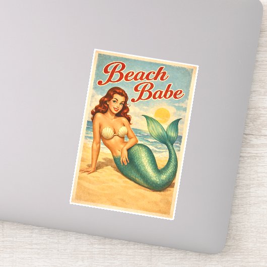 Beach Babe Pin-Up Mermaid - Retro Coastal Life Art Aufkleber (Detail)