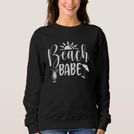 Beach Babe Sommerurlaub Souvenir Sweatshirt (Vorderseite)