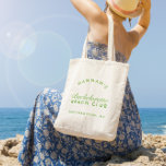 Beach Bachelorette Retro Modernes Personalisiert Tragetasche<br><div class="desc">Diese Tasche verbindet mühelos den Retro-Charme mit einer modernen Drehung am Strand und schafft ein stilvolles und funktionales Accessoire für Ihren Bachelorette-Aufenthalt. Personalisieren Sie es mit Namen,  Daten oder einer besonderen Botschaft,  was es zu einem einzigartigen und gepflegten Sake für Ihr Brautparty macht.</div>