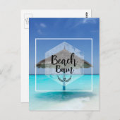 Beach Bum mit Strandschirm aus Strohdach Postkarte (Vorne/Hinten)