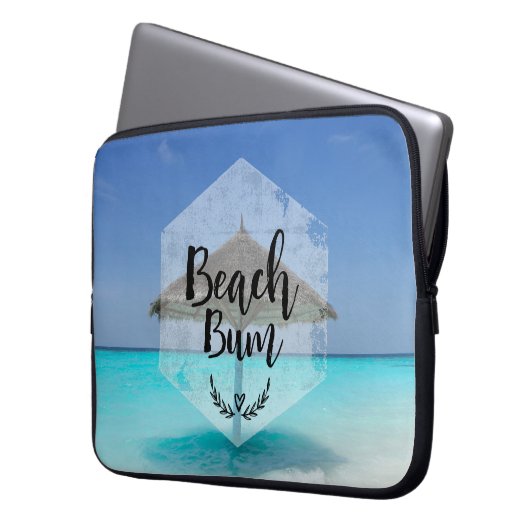 Beach Bum Typografie - Regenschirm am Tropical Bea Laptopschutzhülle (Vorderseite Links)