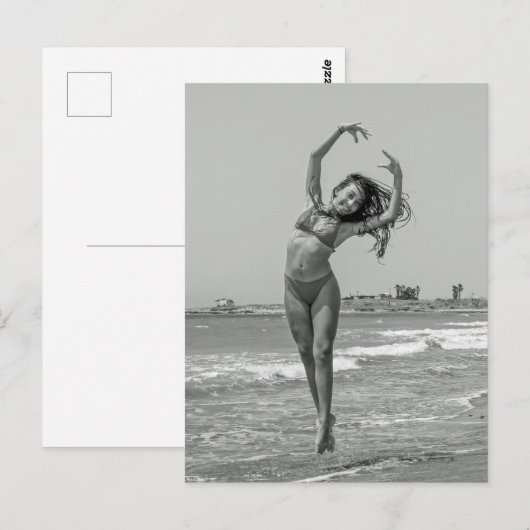 Beach Dancer B&W Foto Postkarte (Vorne/Hinten)