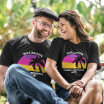 Beach Family Wiedersehen Niedlicher tropischer Son T-Shirt<br><div class="desc">Cool passende Sommerurlaub-T - Shirt für eine Familie auf einer Inselkreuzfahrt. Eine wunderschöne Palme vor einem hübsch rosa und lila Sonnenuntergang am Strand. Niedliche T-Shirts für Ihren Sommerurlaub an der Küste. Shirts für eine Kreuzfahrt an der Küste.</div>