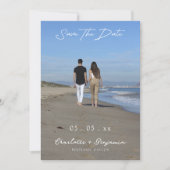 Beach Foto Save the Date - Couple Walking Shore (Vorderseite)