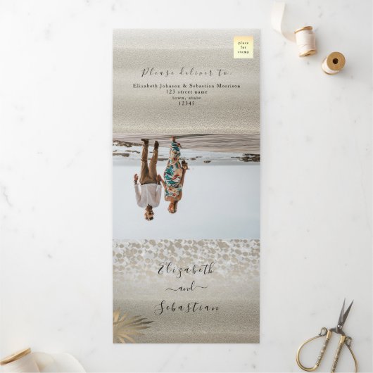 Beach Foto Wedding Tri-Fold Einladung (Außenbereich)