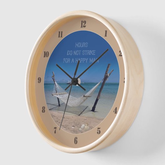 Beach-Hammock (mit/aus anpassbarem Text) Uhr (Winkel)