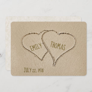 Beach Hearts im Sand für Vow Renewal Zeremonie Einladung