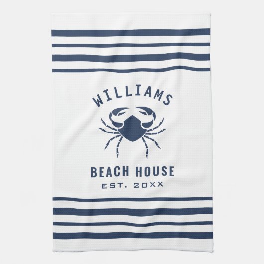 Beach House Familienname Crab Navy Blau und Weiß Geschirrtuch (Vertikal)
