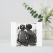 Beach Kiss Postkarte (Stehend Vorderseite)