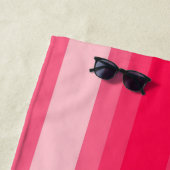 Beach Life Pink Scarlet Gradient Strip Muster Strandtuch (Beispiel)