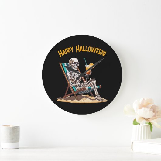 Beach Lounges Skeleton Halloween Große Wanduhr (Zuhause)