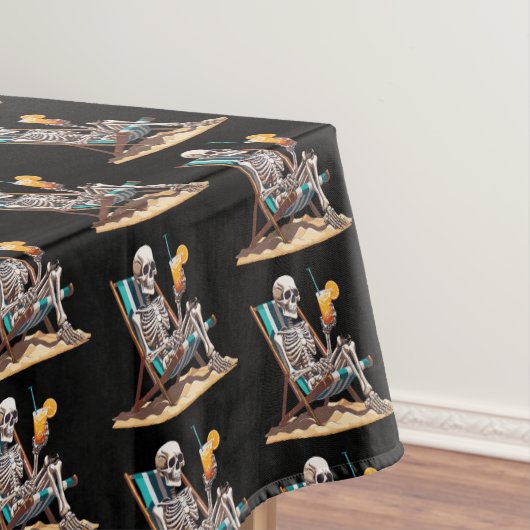 Beach Lounges Skeleton Halloween Tischdecke (Beispiel)