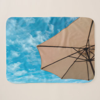 Beach Party Blues Sonne Ozean Schirm Pop Farbe Sherpadecke