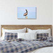 Beach Pelican Fishing Leinwand Fotografie (Insitu (Schlafzimmer))