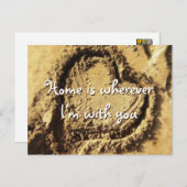 Beach Sand Heart Zuhause ist mit Ihnen Zitat Postkarte (Vorne/Hinten)
