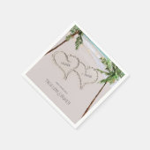 Beach Sand Hearts Tropical Palm | Moderne Hochzeit Serviette (Ecke)