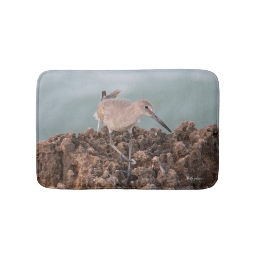 Beach Shorebird Willet mit Aquamarinem Meereshinte Badematte (Vorderseite)