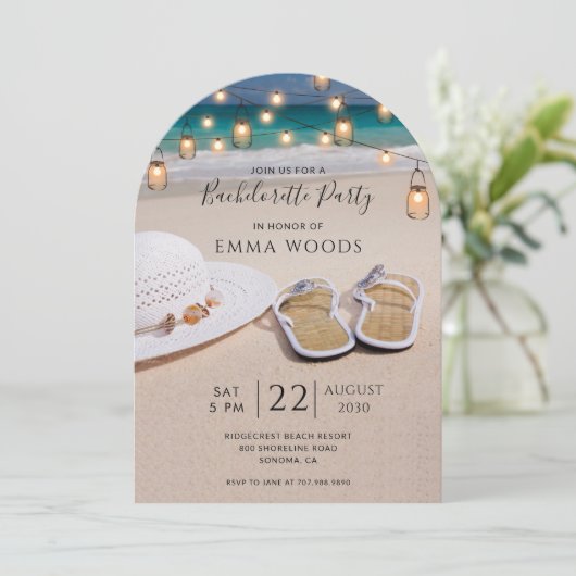 Beach String Lights Junggeselinnen-Abschied Einladung (Stehend Vorderseite)