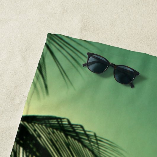 Beach Sunset Green Blue Sky Sea Black Palm Strandtuch (Beispiel)