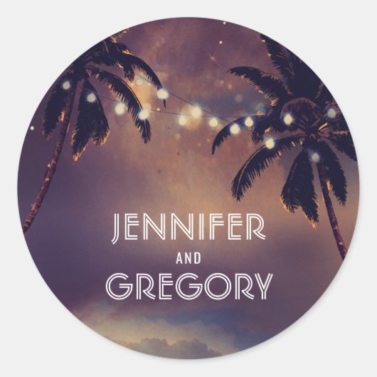 Beach Sunset Palm String Lights Lila Hochzeit Runder Aufkleber (Vorderseite)