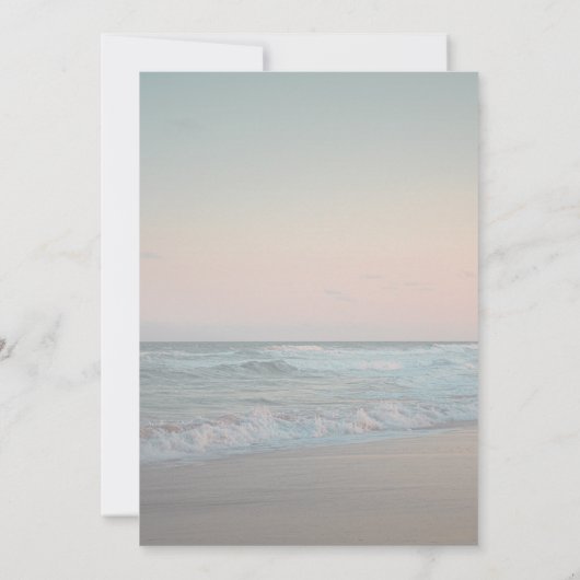 Beach Sunset, String Lights Script Empfang Einladung (Rückseite)