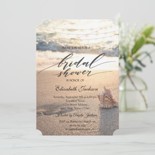 Beach Sunset String Lights Seashell Brautparty Einladung (Stehend Vorderseite)