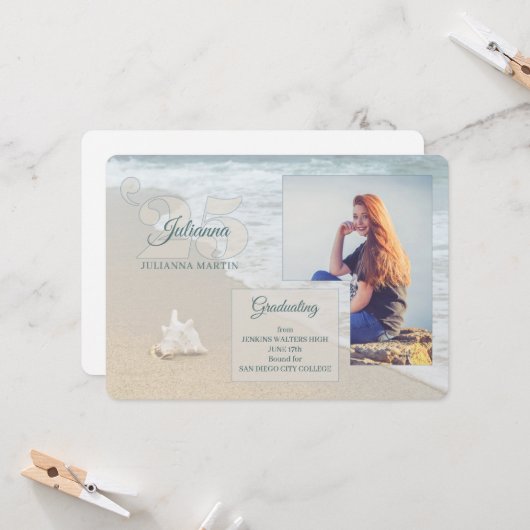 Beach Themed Class of 2025 Abschluss Foto Einladung (Vorderseite/Rückseite Beispiel)