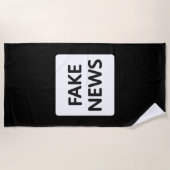 BEACH TOWEL - FAKE NEWS STRANDTUCH (Vorderseite)